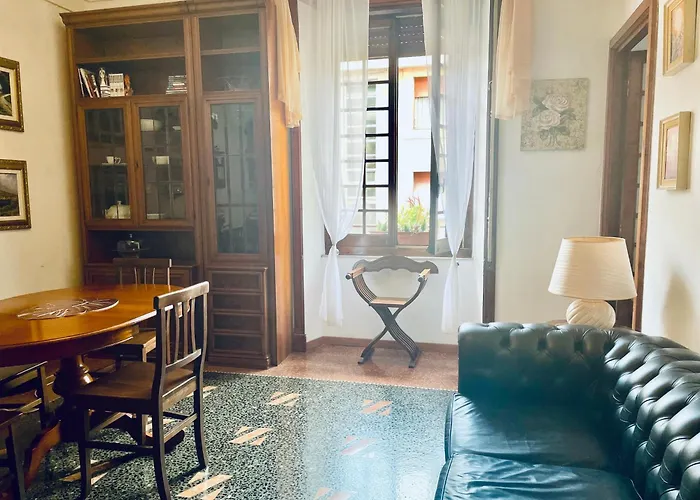 Porto Di Colombo - Affittacamere Elegante